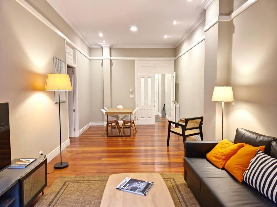 Gran Via & Parking Gratis By Aloha Appartement *