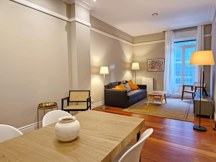 Gran Via & Parking Gratis By Aloha Appartement Bilbao